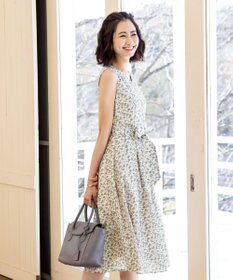 Tiaclasse 【洗える】華やかに着こなせる花柄ワンピース