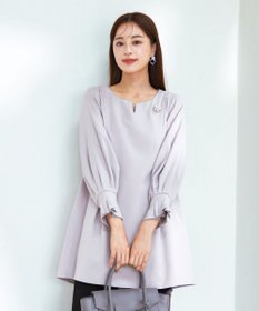 Tiaclasse 【洗える】プリーツパフ袖チュニックブラウス