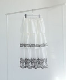 Green Parks ■ＥＳＣＡＲ　バイカラー刺繍ティアードスカート