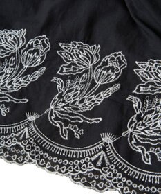 Green Parks ■ＥＳＣＡＲ　バイカラー刺繍ティアードスカート