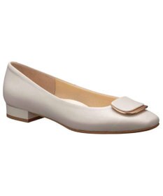 REGAL FOOT COMMUNITY 【ビューフィット】A80W 晴雨兼用バックルフラットパンプス