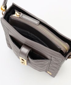 LA BAGAGERIE シープキルトWストラップスクエアショルダー