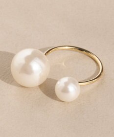 Phoebe 〈シリーズ累計販売10000点突破！〉≪TV番組着用商品≫Eye catchingパールリング