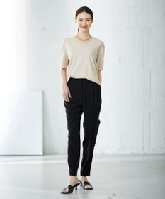 ICB 【人気のため新色追加・洗える】Naiaバックサテン テーパードパンツ