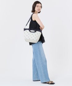 LeSportsac BUCKET TOTE/トリコロールハートエンブロイダリー