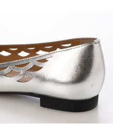 MODE ET JACOMO <carino>レーザーカットフラットパンプス