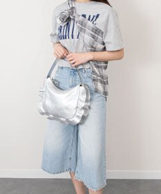 INTER-CHAUSSURES 【RIPANI】サイドフリルホーボーバッグ・ミディ