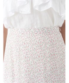 earth music&ecology 揺れる小花柄裾フレアスカート