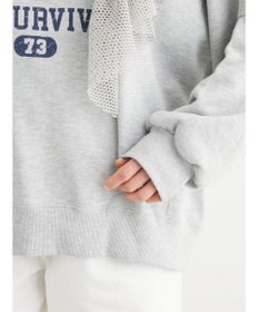 Green Parks ・ＳＵＧＡＲ　ＳＰＯＯＮ　タイガーｐｔラッフルスウェット