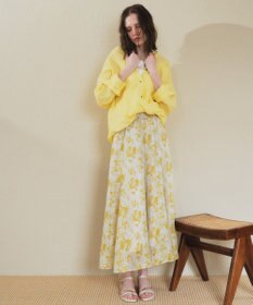 YECCA VECCA ボタニカル柄シアーロングスカート