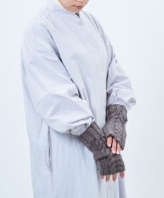 AND WOOL 〈上質な素材と手仕事から生まれた優しいニット〉メリノウール・ケーブルアームウォーマー