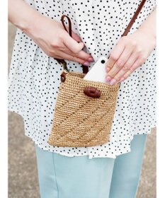 IBIZA ラフィア　スマートフォンポシェット