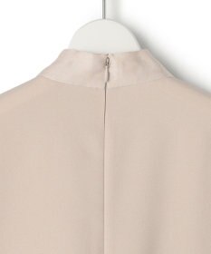 ICB 【新色追加・WEB限定カラーあり】FluidBackSatin ドルマンスリーブボウタイブラウス