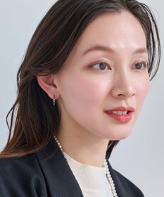 Phoebe 【金属アレルギー対応】フラワーワンタッチフープピアス　シルバー/サージカルステンレス