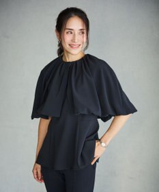 #Newans ＜亀恭子さんコラボ＞取り外し可能ケープ付きペプラムブラウス