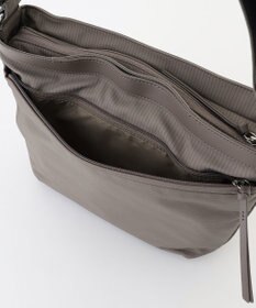 Y'SACCS コーデュロイライクナイロンショルダー