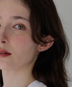 Phoebe 【金属アレルギー対応】メタルオーバルグレースピアス　ゴールド/サージカルステンレス