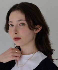 Phoebe 【金属アレルギー対応】メタルオーバルグレースピアス　ゴールド/サージカルステンレス