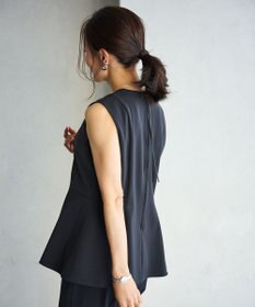 #Newans ＜亀恭子さんコラボ＞取り外し可能ケープ付きペプラムブラウス