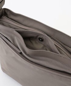 Y'SACCS コーデュロイライクナイロンショルダー