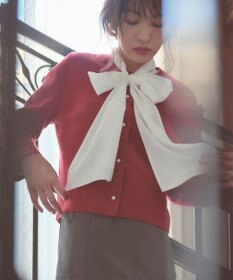 Feroux 胸元刺繍パールニット カーディガン