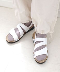 Pointer 本革 甲幅調整 マジックテープ付きサンダル