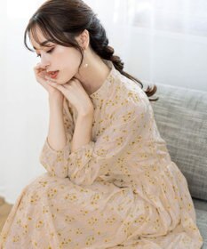 Tiaclasse 【洗える】花柄フレアワンピース