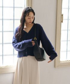 INTER-CHAUSSURES 【CHRISTIAN VILLA】ミディアムサイズレザーホーボーバッグ