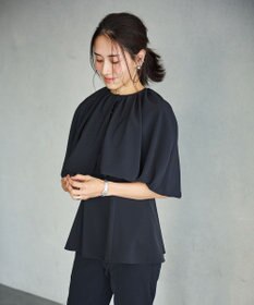 #Newans ＜亀恭子さんコラボ＞取り外し可能ケープ付きペプラムブラウス
