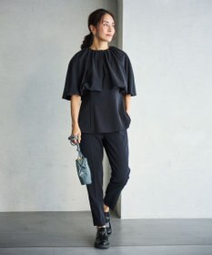 #Newans ＜亀恭子さんコラボ＞取り外し可能ケープ付きペプラムブラウス