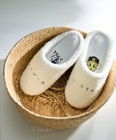 une nana cool MADE WITH 阪神タイガース やわらかもふもふルームシューズ