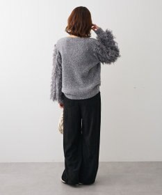 Green Parks ・ｆｕｒｒｙ　ｒａｔｅ　ラメフェザー袖フリンジニット
