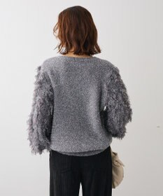 Green Parks ・ｆｕｒｒｙ　ｒａｔｅ　ラメフェザー袖フリンジニット