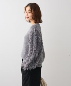 Green Parks ・ｆｕｒｒｙ　ｒａｔｅ　ラメフェザー袖フリンジニット
