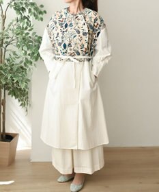 muuc 〈心地よいコットン・シアサッカー生地〉筆記帳刺繍ベルトデザイン切り替え 後ろゴム有り フレアーパンツ