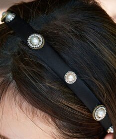 Tiaclasse ビジュー付きカチューシャ