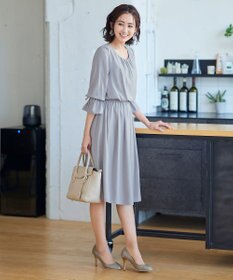 Tiaclasse 【洗える】女性らしさ引き立つリボン袖ギャザーワンピース