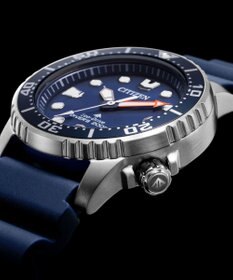 CITIZEN 【人気のボーイズサイズダイバー】電池交換不要の光発電エコ・ドライブ搭載ウオッチ