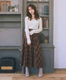 earth music&ecology 【洗濯機洗い可】スクエアホルターネックリブプルオーバー