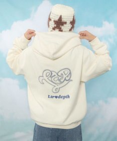 WEGO 【ユニセックス着用ITEM】ハートモチーフプルパーカー