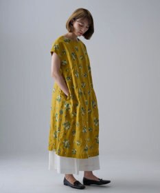 muuc 〈コットン×リネン〉〈高品質なドライタッチ生地〉野小花刺繍ゆったりワンピース