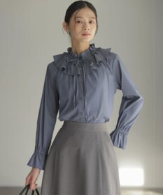 組曲 【2WAY】エアリーシャーティングフリル襟 ブラウス