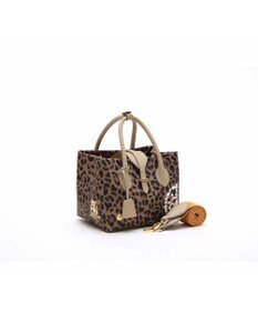 A.D.M.J. 【牛革】フィバナイラ/キューブトート21cm(ショルダーストラップ付)