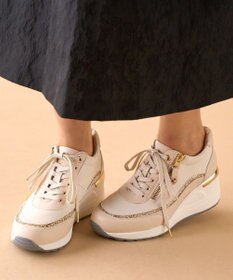 Dominic3 ヒールアップ グリッタートリム サイドジップスニーカー