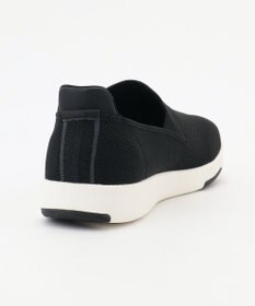 steppi 【撥水/抗菌防臭】多機能ニットシューズ（メンズ向け）