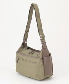 Y'SACCS 【ナイロンタフタ×リサイクルレザー】デイリーショルダー　Mサイズ