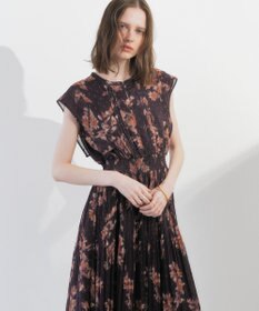 YECCA VECCA ぼかし柄プリーツワンピース