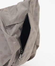 Y'SACCS ドットジャカードショルダーバッグ