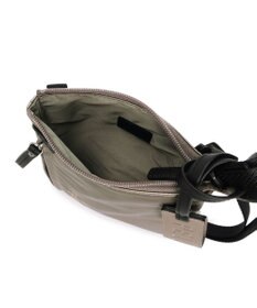 PELLE BORSA 縦型ポシェット Cheers チアーズ 5205