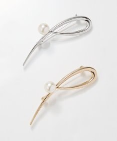 Phoebe スタイリッシュクロスカーブパールブローチ　シルバー